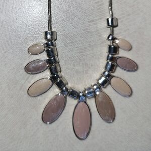 Beige colored drops Necklace